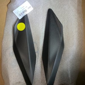 entrejambes laterale carbone 1199