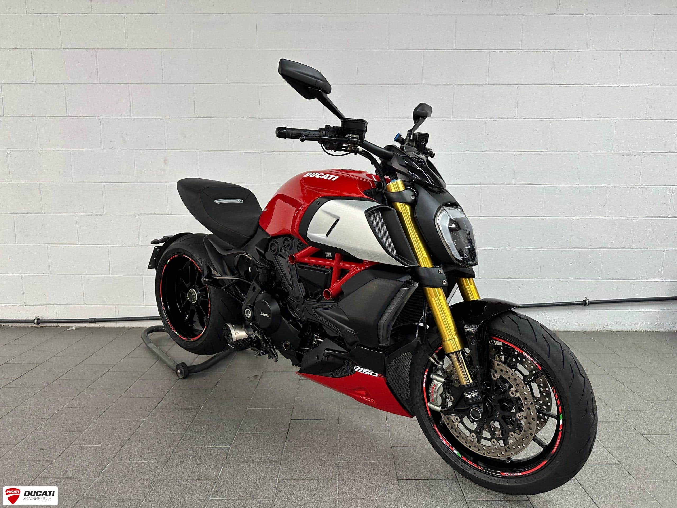 WhatsApp Image 2025-10-08 à 14.28.09_b6b261cd