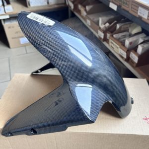 Garde boue avant carbone Street 848-1098