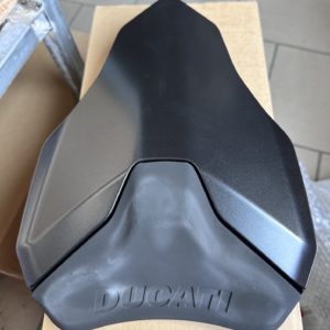 Capot de selle passager 848/1098
